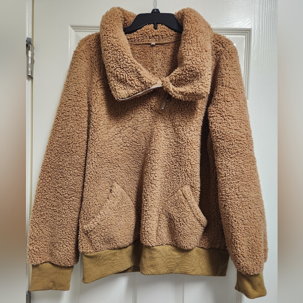 Women's teddy bear sweatshirt jacket